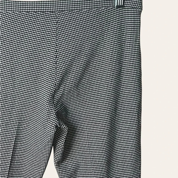 0413. Theory CROPPED‎ TROUSER HOUNDSTOOTH PATTERN BLACK/WHITE IN COLOR SIZE 2 - Picture 13 of 16